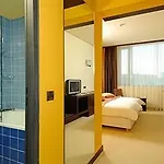 Safir Casino Hotel 4*