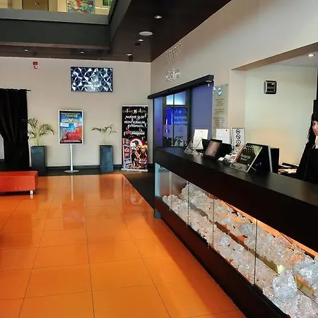 Hotel Safir Casino 4*