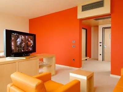 Safir Casino 4*