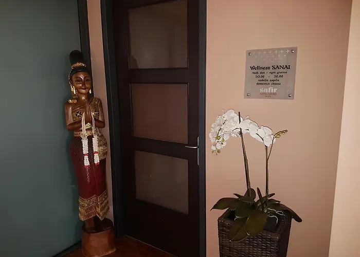 Safir Casino Hotel 4*